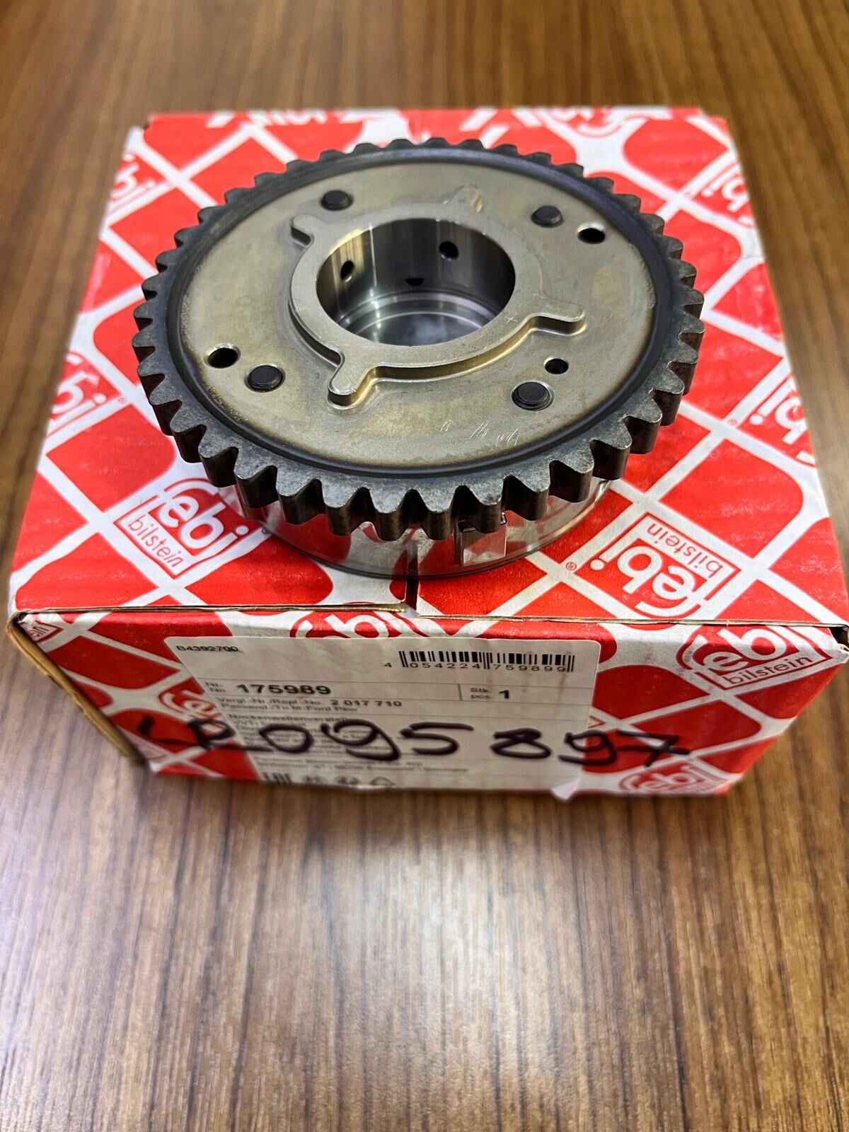 LR095897G - EGZANTRİK DİŞLİ EMME (2.0L/EVOQUE/RRS/VOGUE) - OSSCA