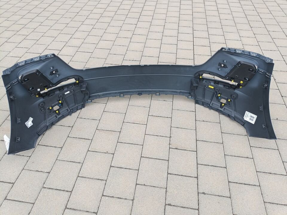 LR137945 - ÖN TAMPON (VELAR) - Land Rover