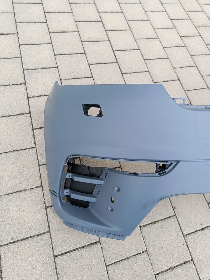 LR137945 - ÖN TAMPON (VELAR) - Land Rover