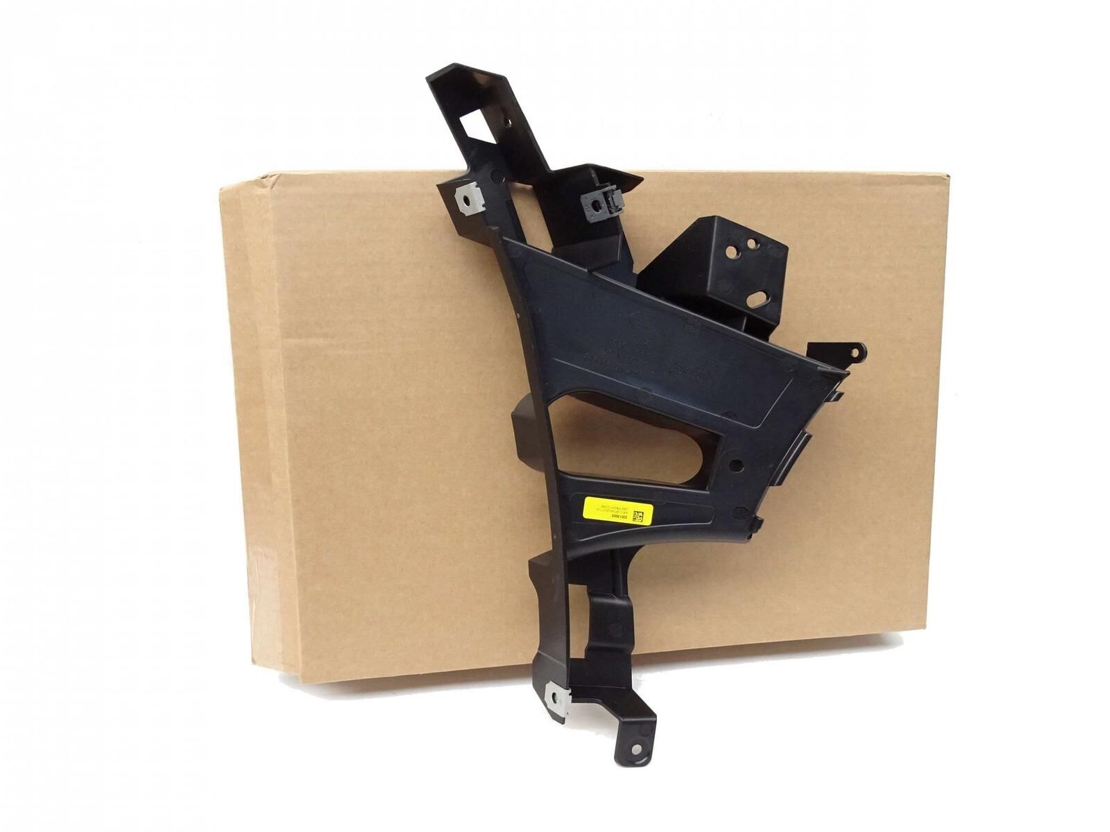 LR093494 - ÖN TAMPON BRAKETİ YAN SOL (VELAR) - Land Rover