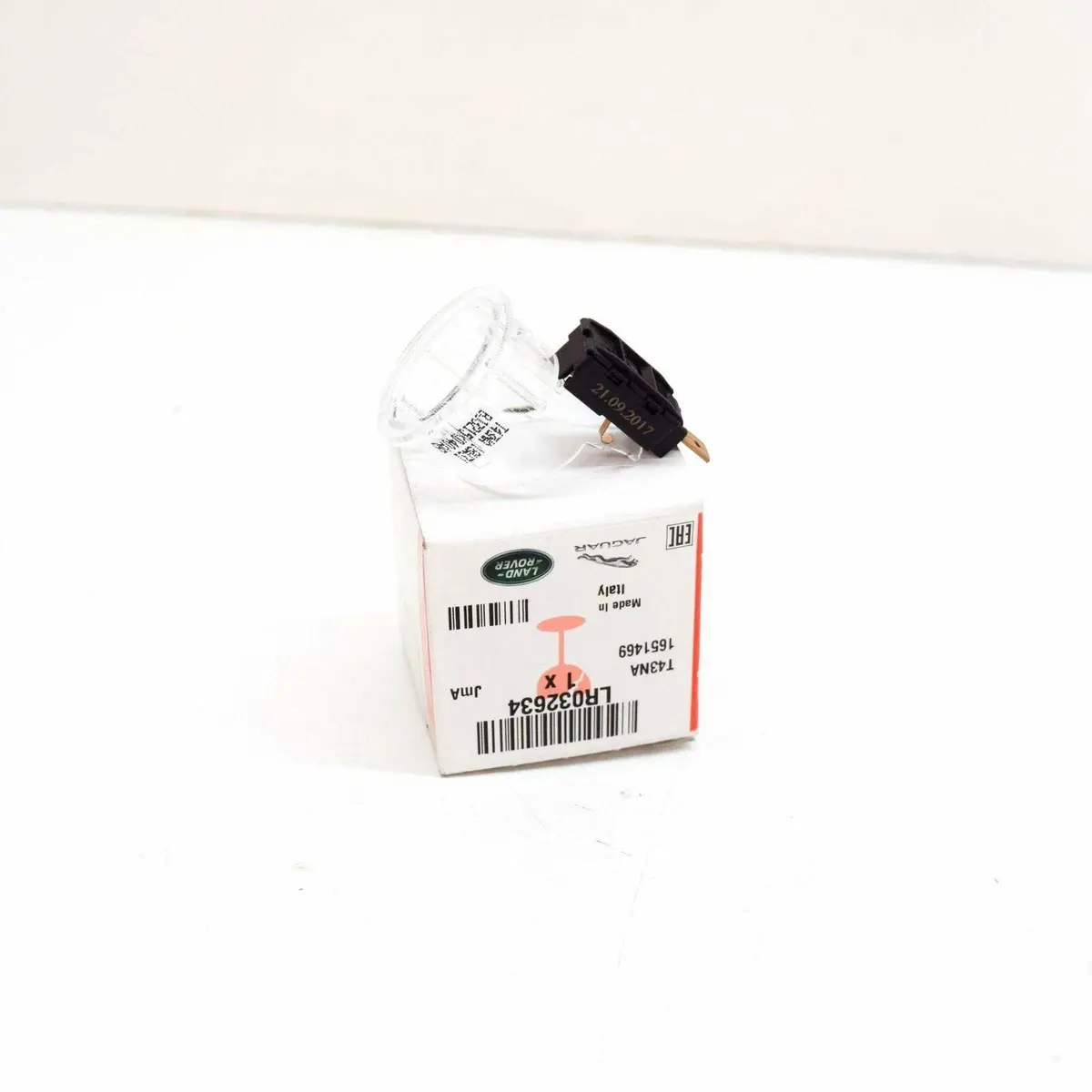 LR032634 - ÇAKMAK ALT BRAKET ( EVOQUE) - Land Rover