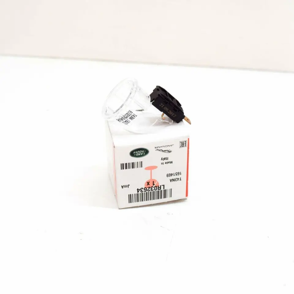 LR032634 - ÇAKMAK ALT BRAKET ( EVOQUE) - Land Rover