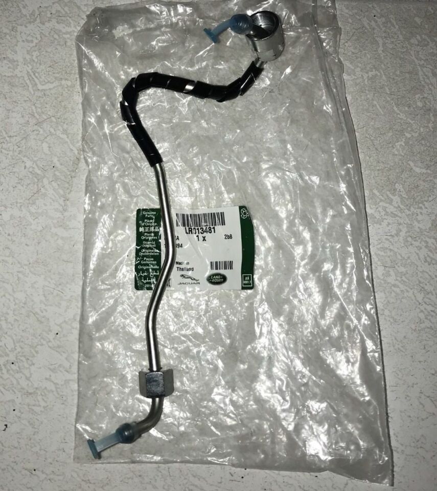 LR013481 - ENJEKTÖR KÜTÜK BORU SAĞ (SPORT) - Land Rover