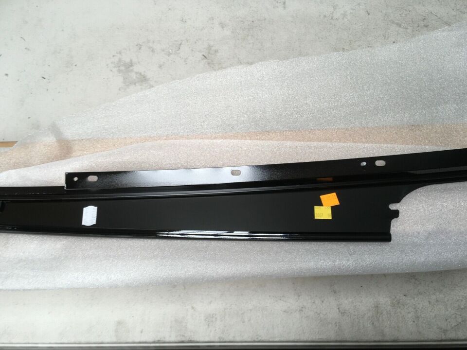 LR034037 - ÖN KAPI DİREK KAPLAMA SOL (VOGUE 2013>) - Land Rover