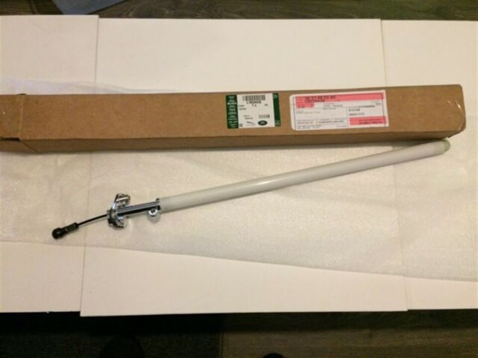 LR034438 - ARKA BAGAJ AMORTİSÖRÜ ALT SAĞ (VOGUE 13>) - Land Rover