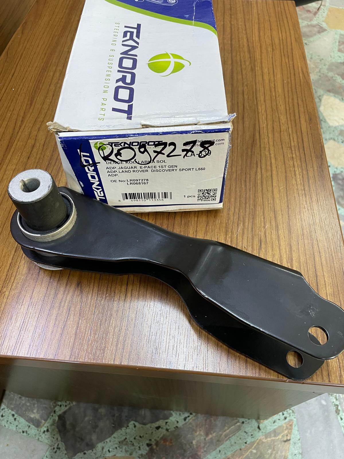 LR097278G - ARKA ALT SALINCAK KOL SOL (DİSCS.SPORT) - Teknorot