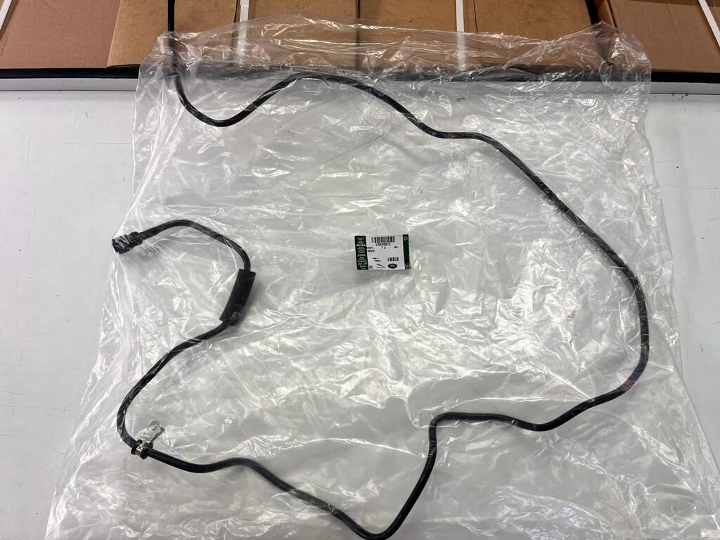 LR046915 - VAKUM HORTUMU (4.4 V8/DİZEL) - Land Rover