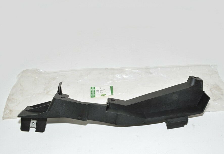 DPN000031 - ÖN TAMPON İÇ BRAKETİ SOL (3.0) - Land Rover