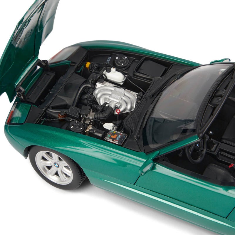 80435B5D025 - BMW Z1 (E30) MODEL ARAÇ | 1:18 / YEŞİL - BMW Group