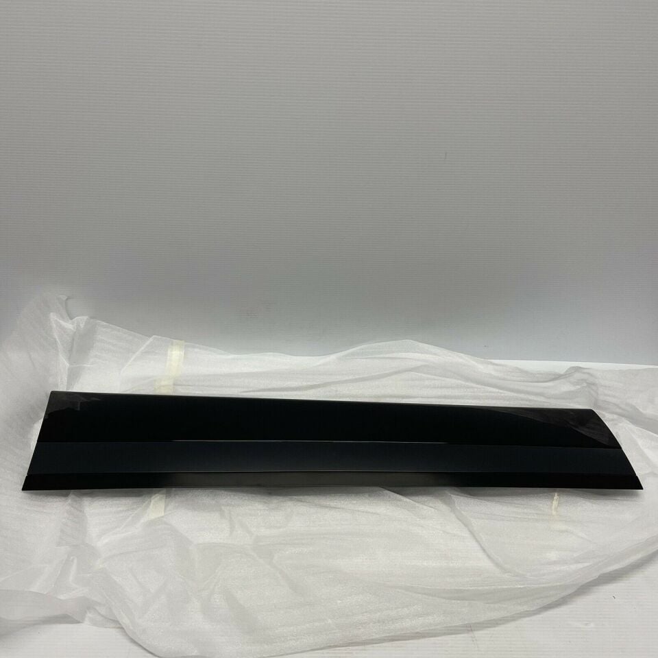 LR178286 - ÖN KAPI BAKALİT SOL(VELAR) - Land Rover