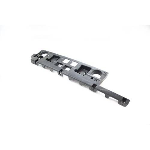 DXF500021 - ARKA TAMPON İÇ BRAKETİ SAĞ (2.7) - Land Rover