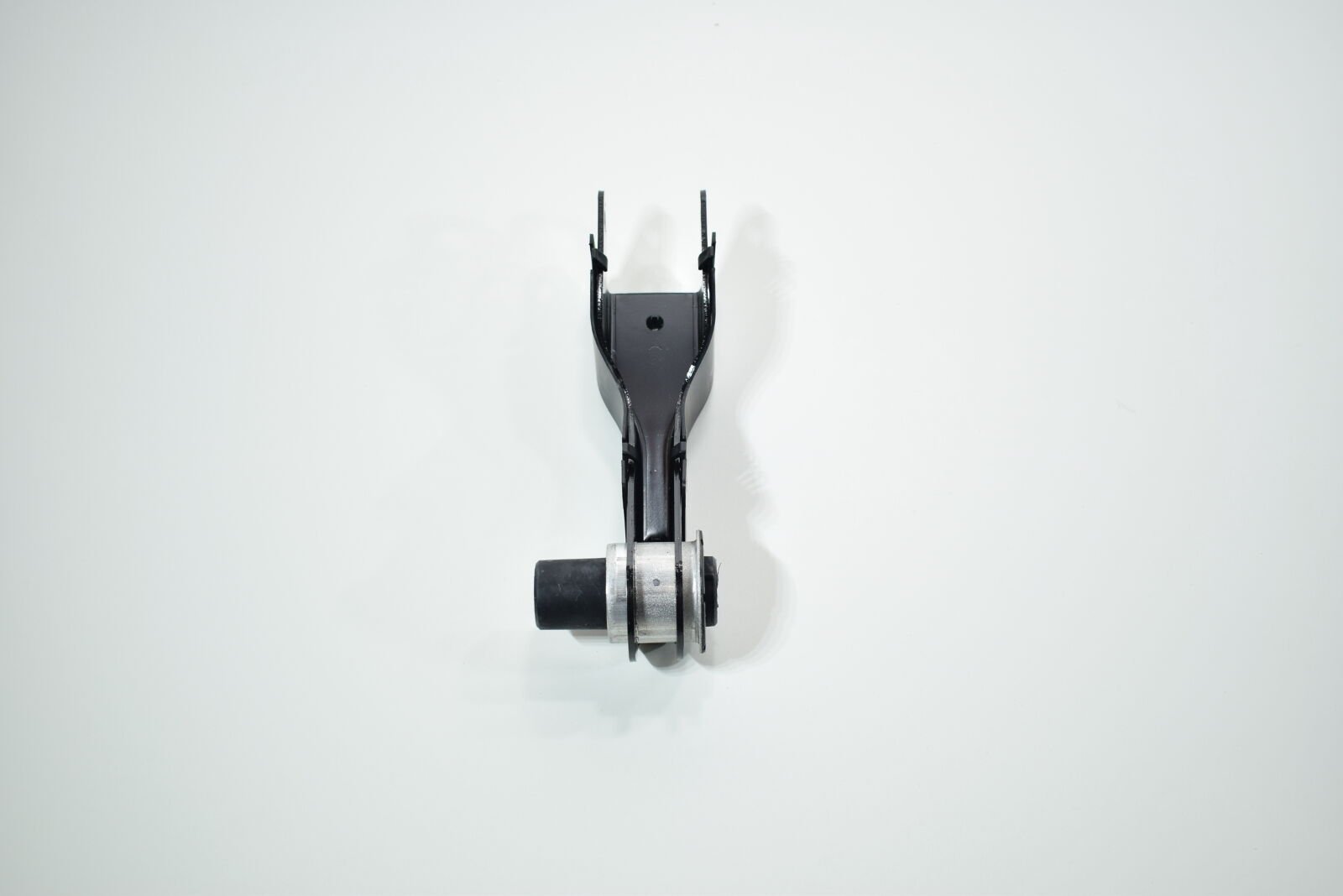 LR097278 - ARKA ALT SALINCAK KOL SOL(DİSCO/5 - Land Rover