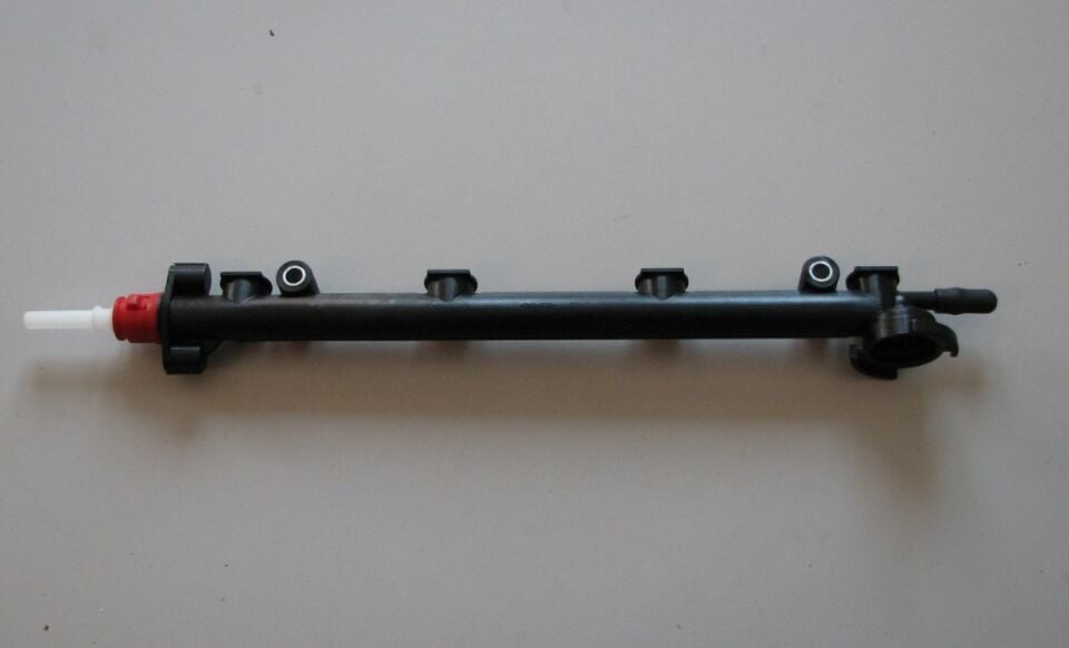 MJN100570 - ENJEKTÖR KÜTÜĞÜ (1.8) - Land Rover