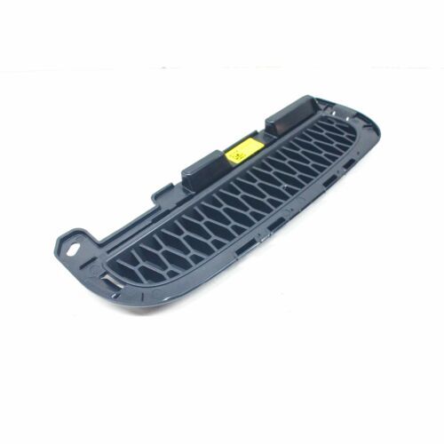 LR083063 - ÖN TAMPON IZGARASI SOL/KAPALI (DİSC.S5) - Land Rover