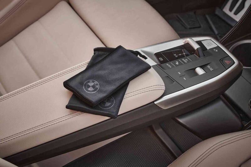 83125A4EF99 - BMW EKRAN TEMİZLEME BEZİ | DISPLAY CLEANING - BMW Group