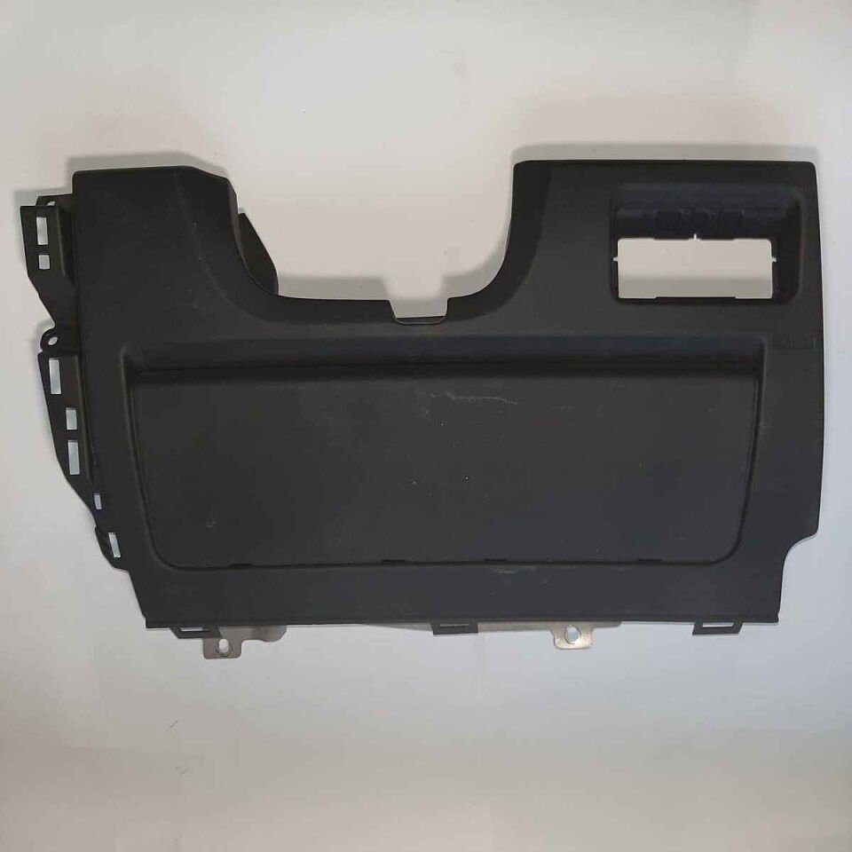 LR026035 - AİRBAG ŞOFÖR DİZ (EVOGUE) - Land Rover