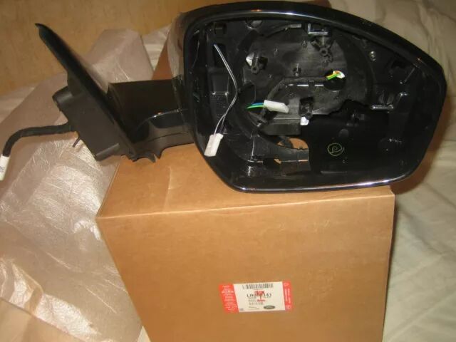 LR068141 - DIŞ AYNA SAĞ (EVOQUE/2016) - Land Rover