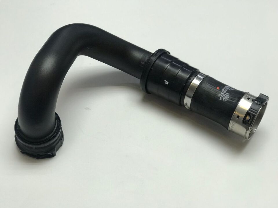 LR082427 - İNTERCOOLER/TURBO BORU(DİSCO-5/RRS/NEW DEF.) - Land Rover