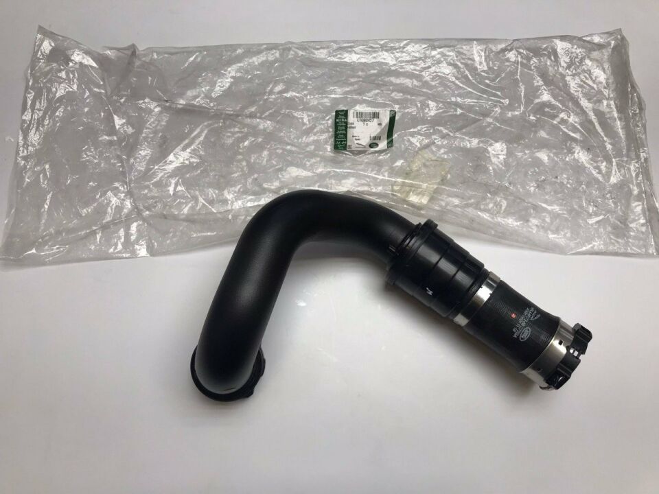 LR082427 - İNTERCOOLER/TURBO BORU(DİSCO-5/RRS/NEW DEF.) - Land Rover