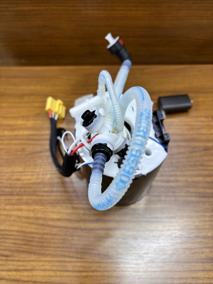 C2D37814 - MAZOT POMPASI DEPO İÇİ (2.0L BNZ /XF/XJ) - Vdo