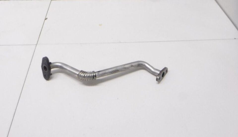 LR061978 - TURBO YAĞ BORUSU ALT 3.0 V6 DZL. (VOGUE/SPORT) - Land Rover