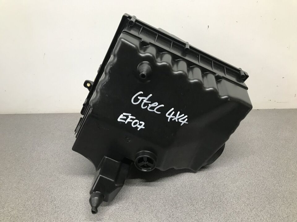 PHB500182 - HAVA FİLTRE KUTUSU 2.7/3.0 DZL. (SPORT/DİSC.S4) - Land Rover