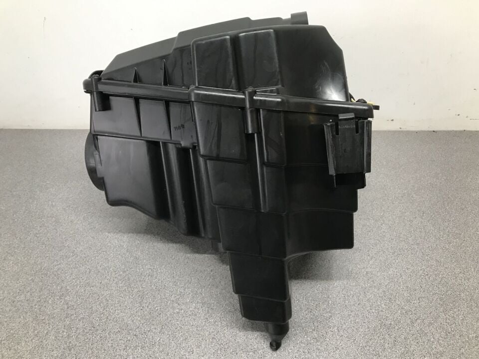 PHB500182 - HAVA FİLTRE KUTUSU 2.7/3.0 DZL. (SPORT/DİSC.S4) - Land Rover