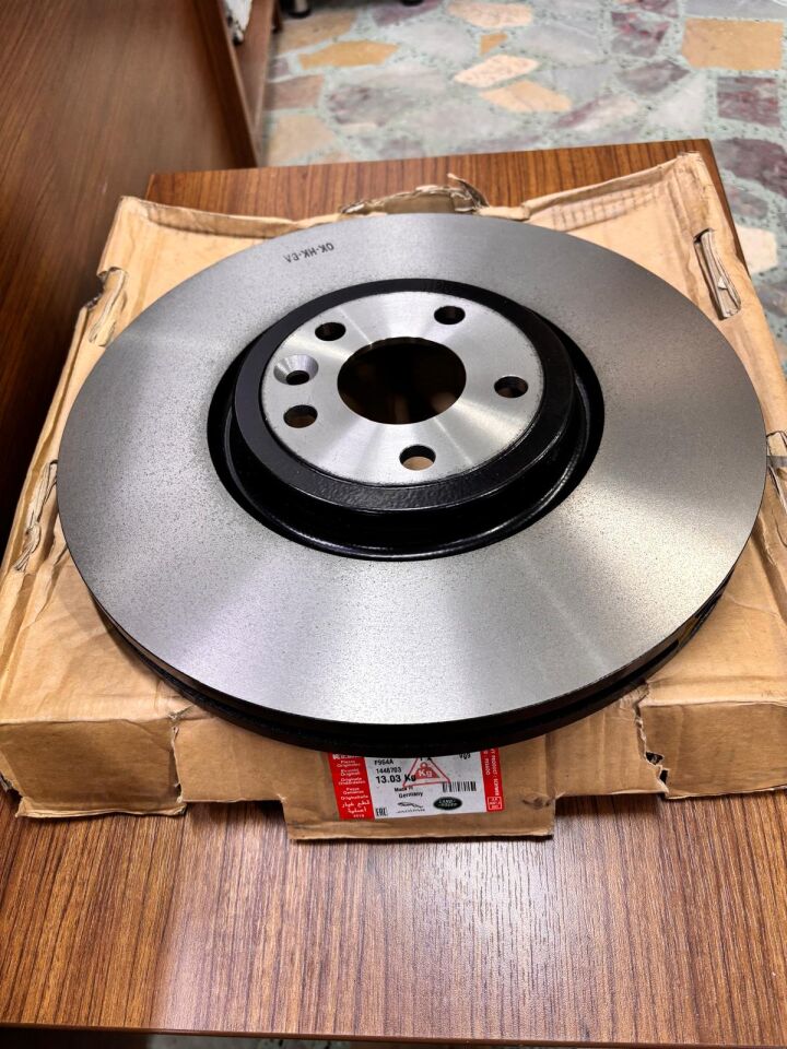 LR090685 - ÖN FREN DİSK/SIZE 18(VELAR) - Land Rover