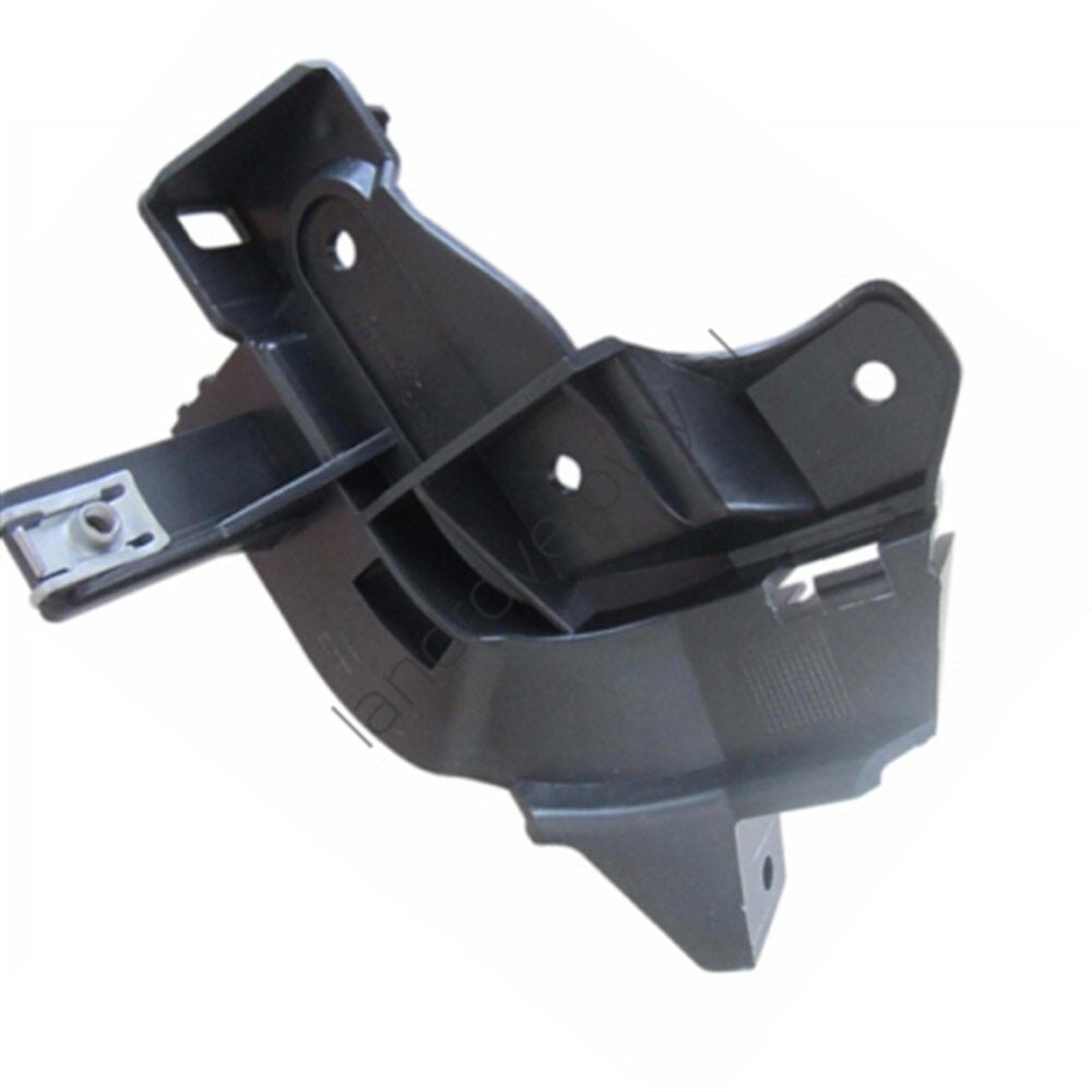 LR011467 - ÖN TAMPON BRAKETİ SAĞ 3.6 (VOGUE) - Land Rover