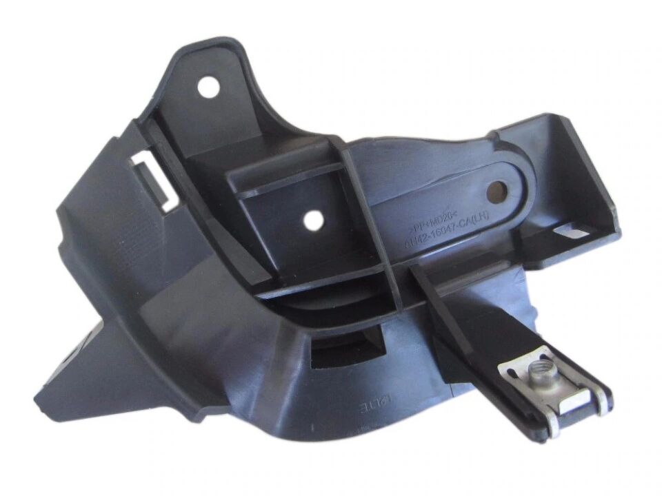 LR011577 - ÖN TAMPON BRAKETİ SOL 3.6 (VOGUE) - Land Rover