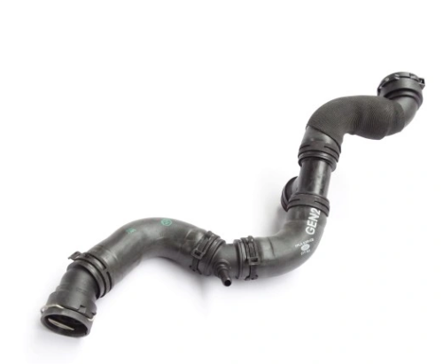 LR095226 - RADYATÖR ÜST HORTUMU (SPORT) - Land Rover