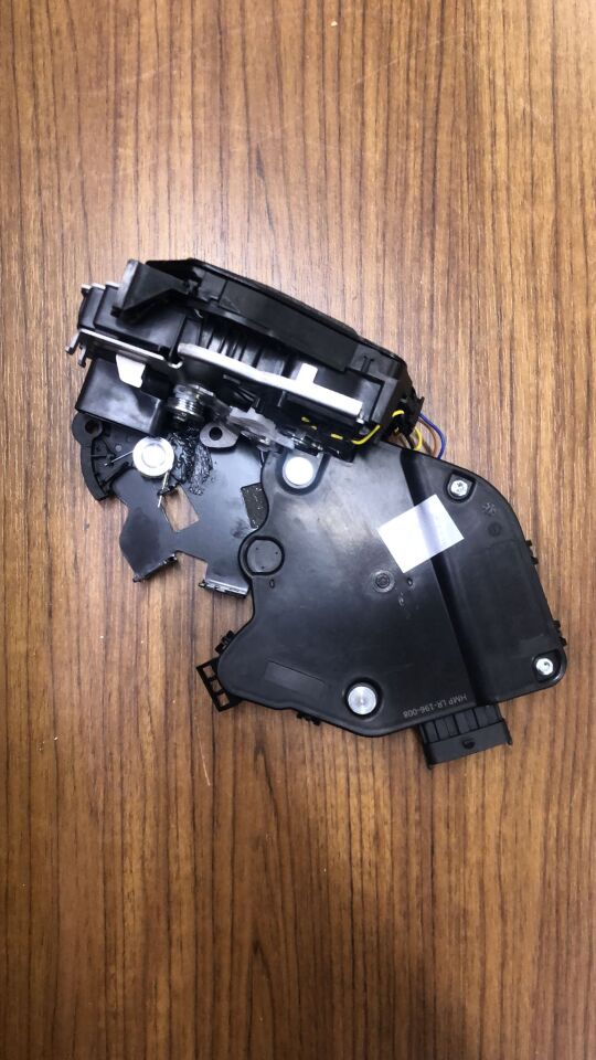 LR078748G - ARKA KAPI KİLİDİ SOL (3.0L V6) - Hmpx