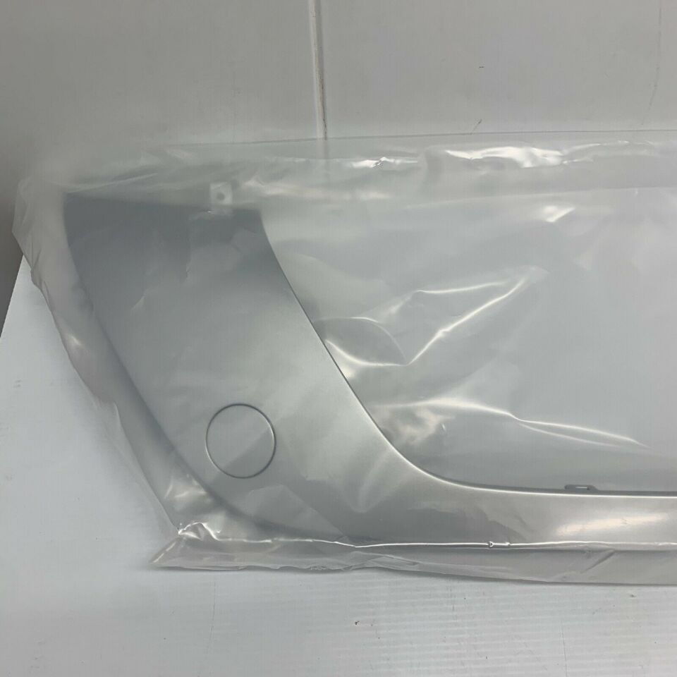 LR093572 - ARKA TAMPON EGZOZ DIŞ KAPAK (VELAR) - Land Rover