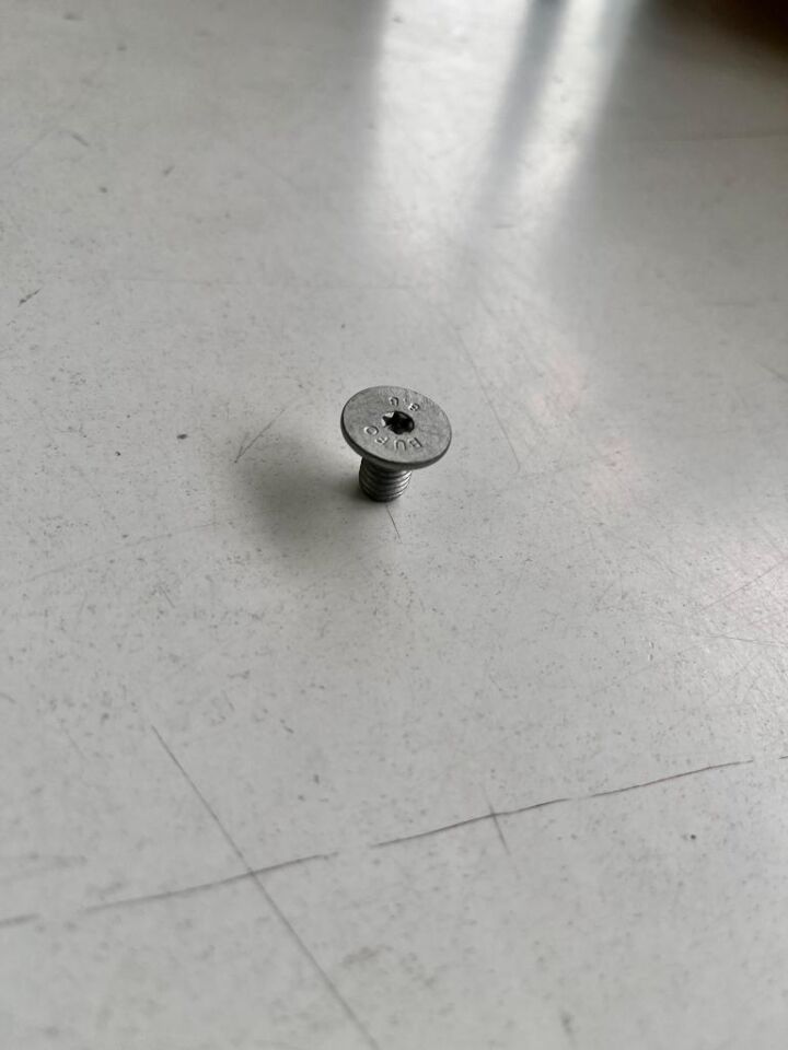 LR139520 - DİSK CİVATASI (NEW DEF./NEW EVOQUE) - Land Rover