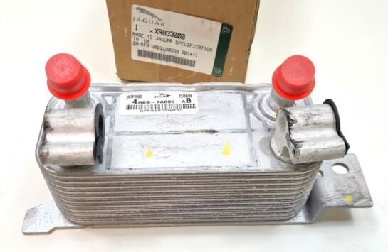 XR833000 - ŞANZIMAN YAĞ SOĞUTUCU 2.7 (S-TYPE) - Jaguar