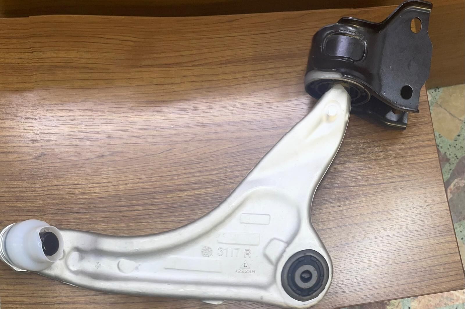 LR078656R - ÖN SALINCAK SAĞ (EVOQUE/DİSC.SPORT) - Lemförder