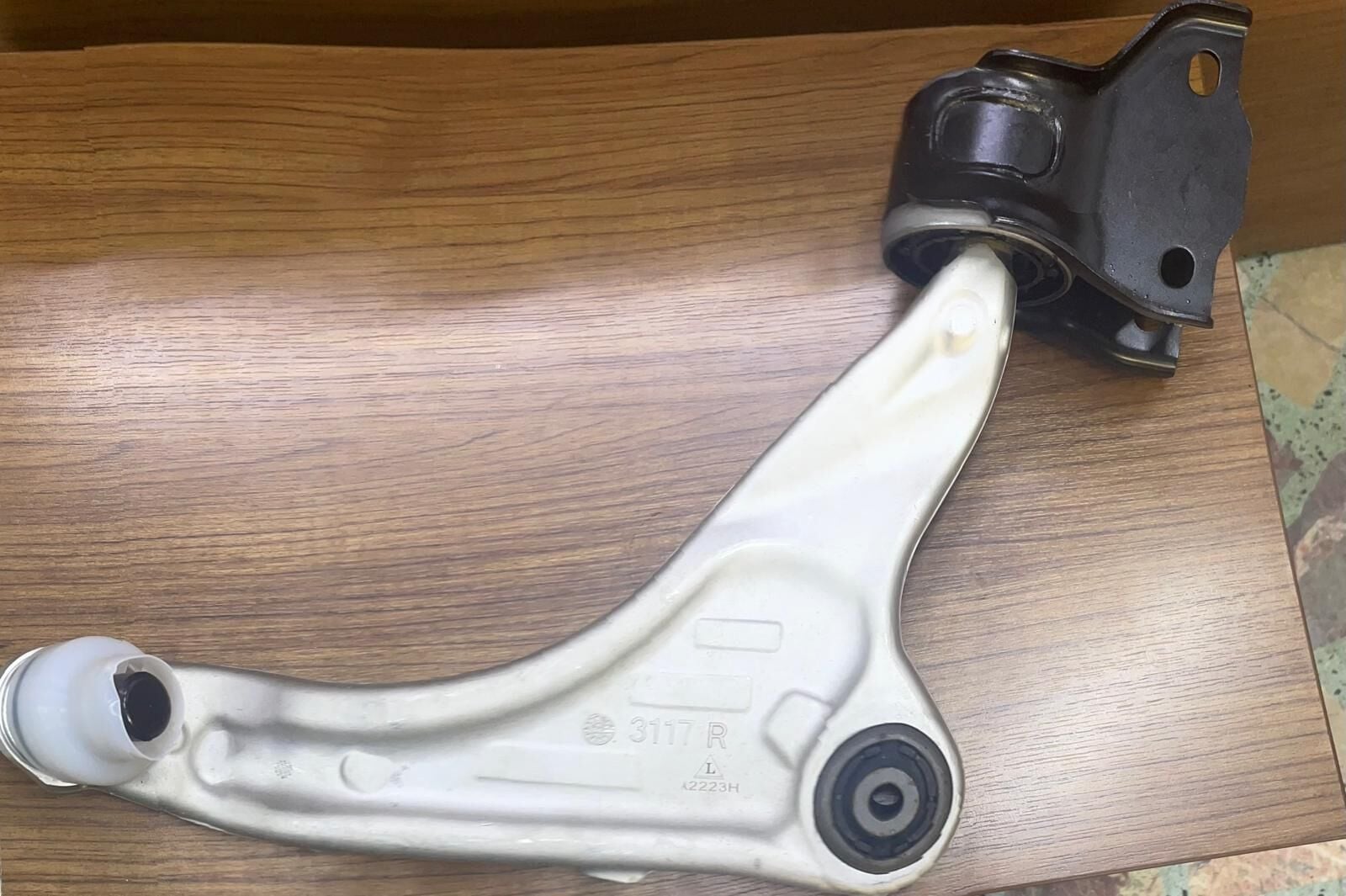 LR078656R - ÖN SALINCAK SAĞ (EVOQUE/DİSC.SPORT) - Lemförder