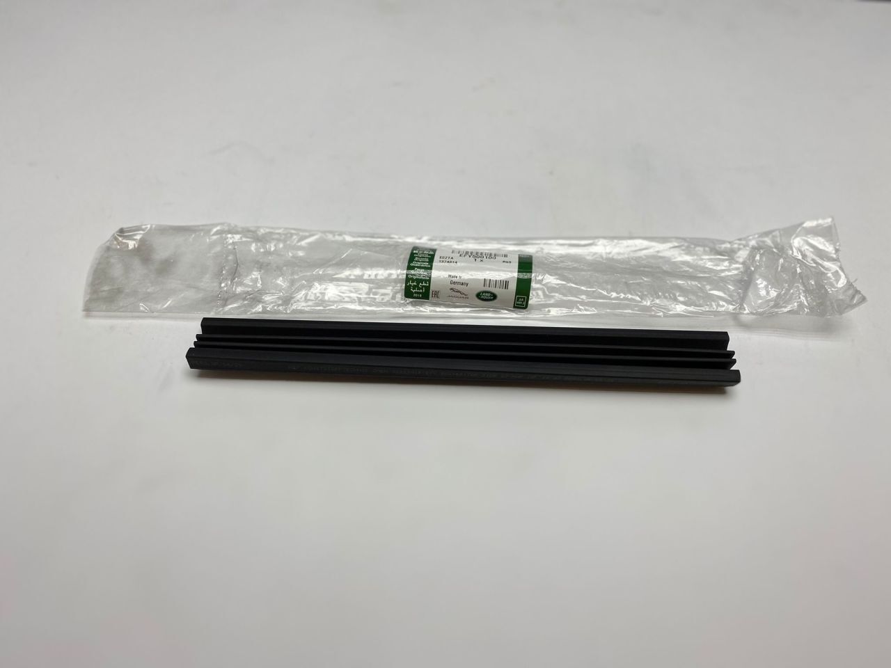 EFY500100 - SUNROOF PLASTIĞİ (2.7/3.0) - Land Rover