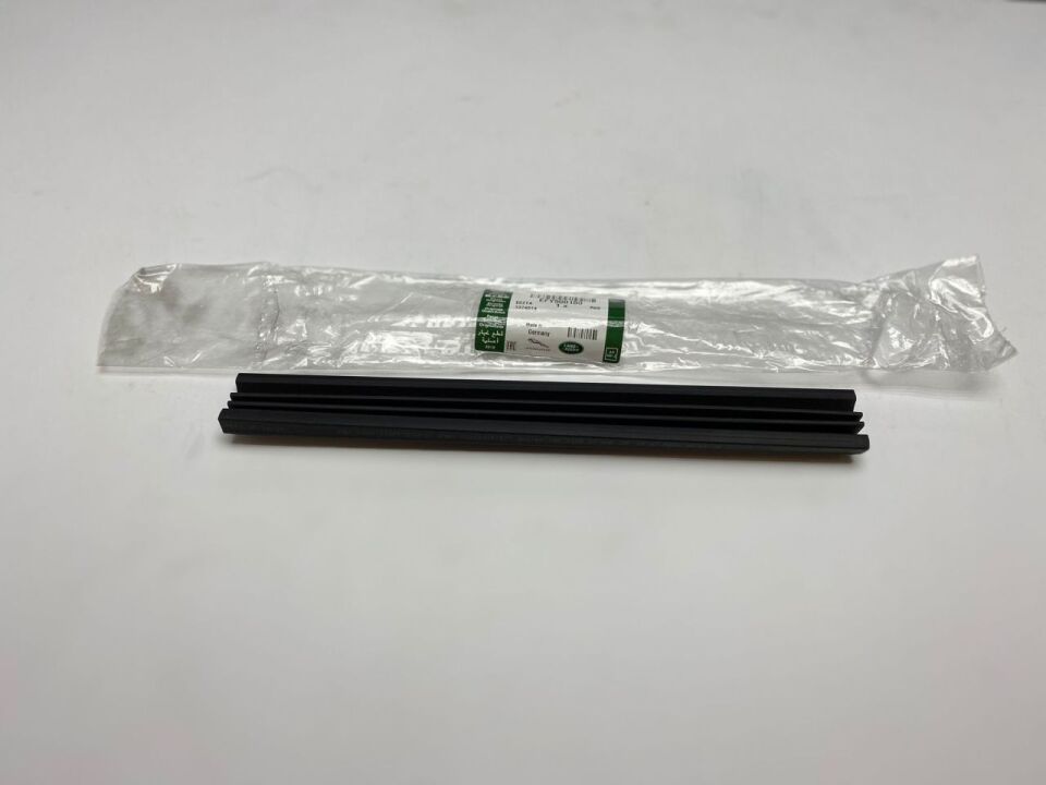 EFY500100 - SUNROOF PLASTIĞİ (2.7/3.0) - Land Rover