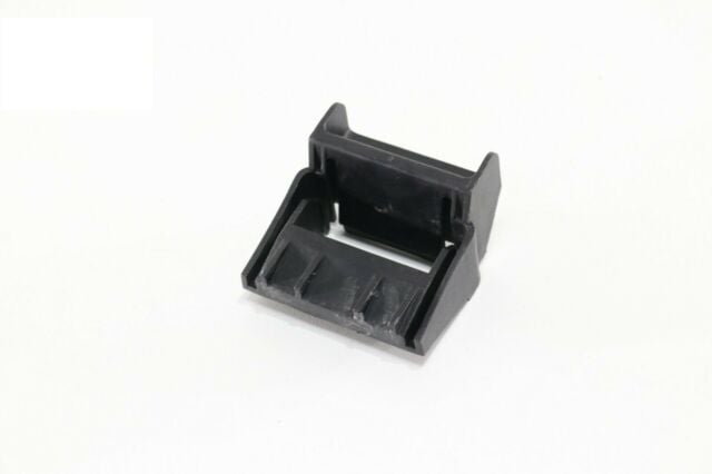 PCU000070 - RADYATÖR YAN BRAKET ALT (3.0/4.2/VOGUE) - Land Rover