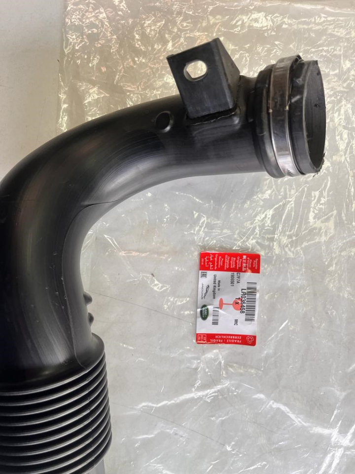 LR036468 - TURBO HAVA KANALI 4.4 DZL. (VOGUE/SPORT) - Land Rover