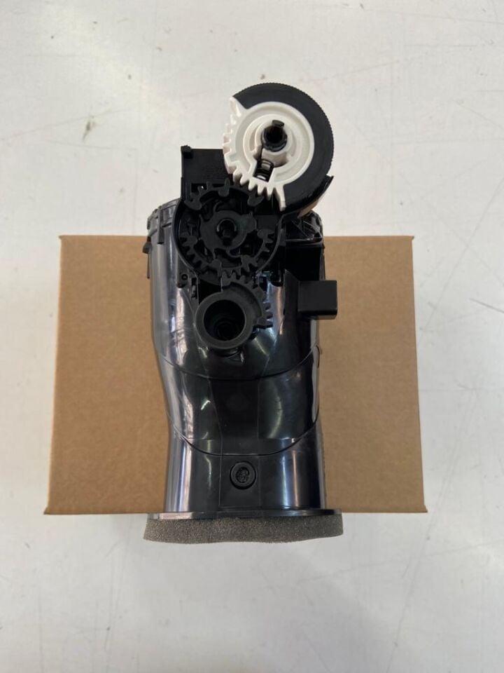 LR039080 - TORPİDO IZGARA İÇ SAĞ (NWD4) - Land Rover