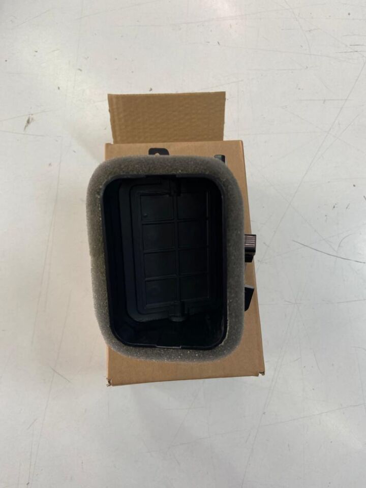 LR039082 - TORPİDO IZGARA SOL (NDW4) - Land Rover