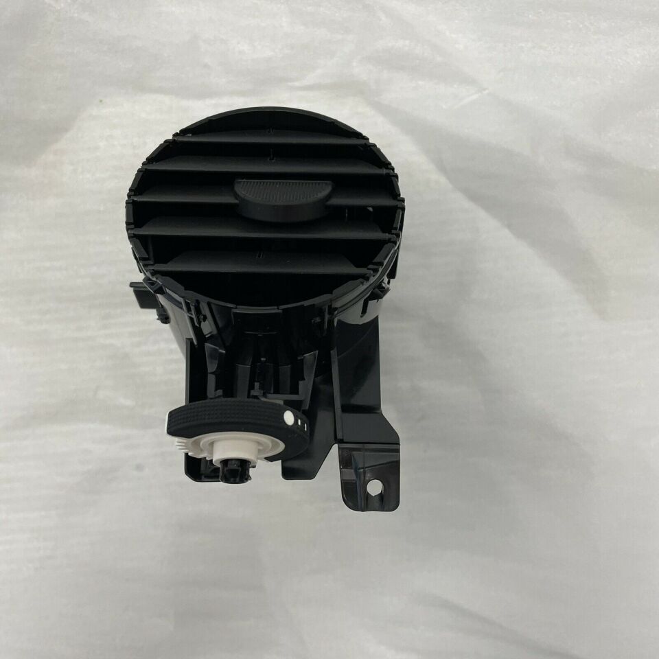 LR039083 - TORPİDO IZGARA SAĞ (NWD4) - Land Rover