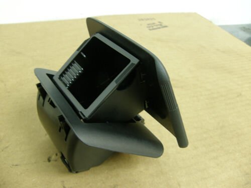 FKK500050PVA - ARKA KAPI KÜLLÜK SOL (3.0/4.4) - Land Rover