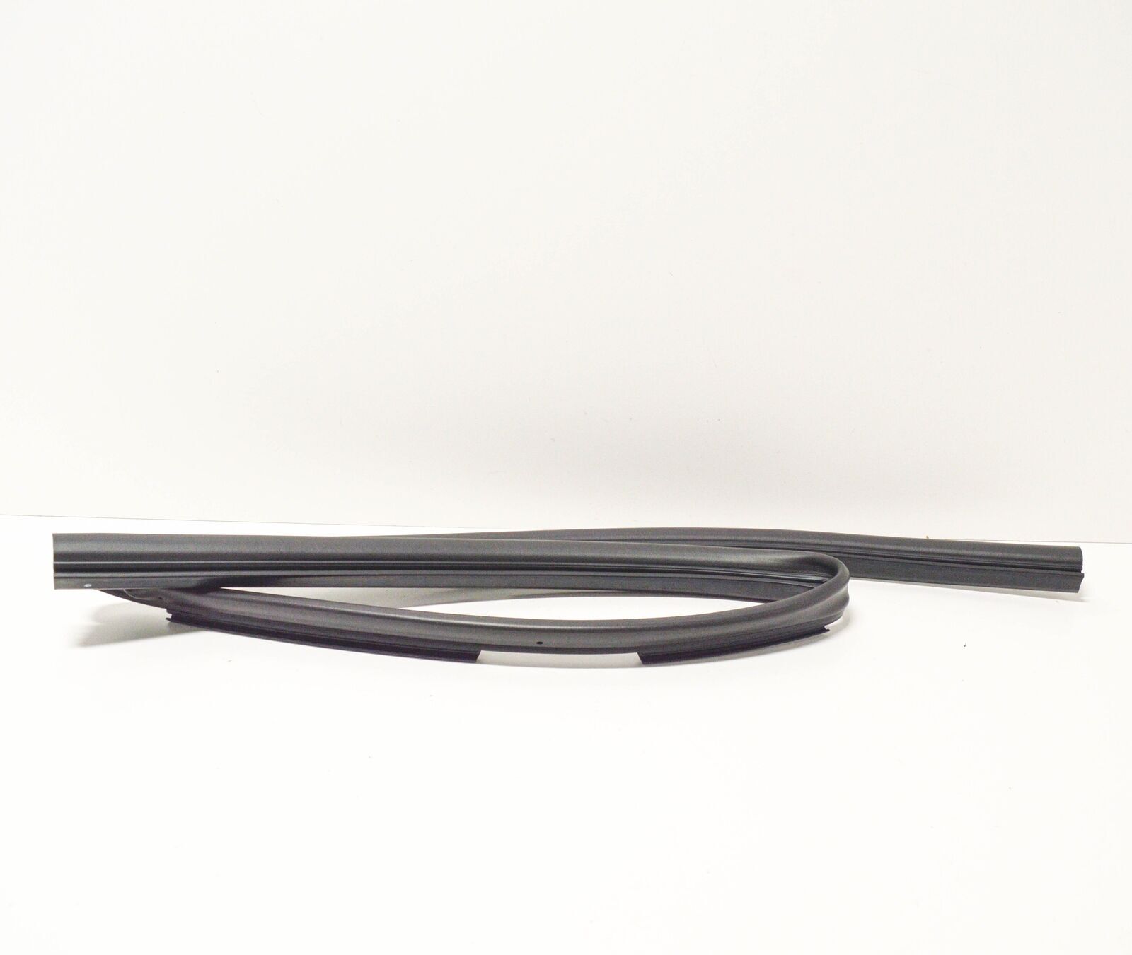 LR039085 - KAPUT LASTİĞİ 3.0L V6 (SPORT/VOGUE) - Land Rover