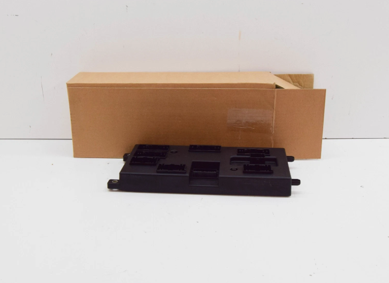 LR190103 - BODY KONTROL MODÜLÜ (DİSC.S5) - Land Rover