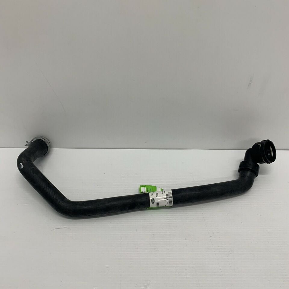 LR006135 - RADYATÖR ÜST HORTUMU (2.2/EVOQUE/FRELL.2) - Land Rover