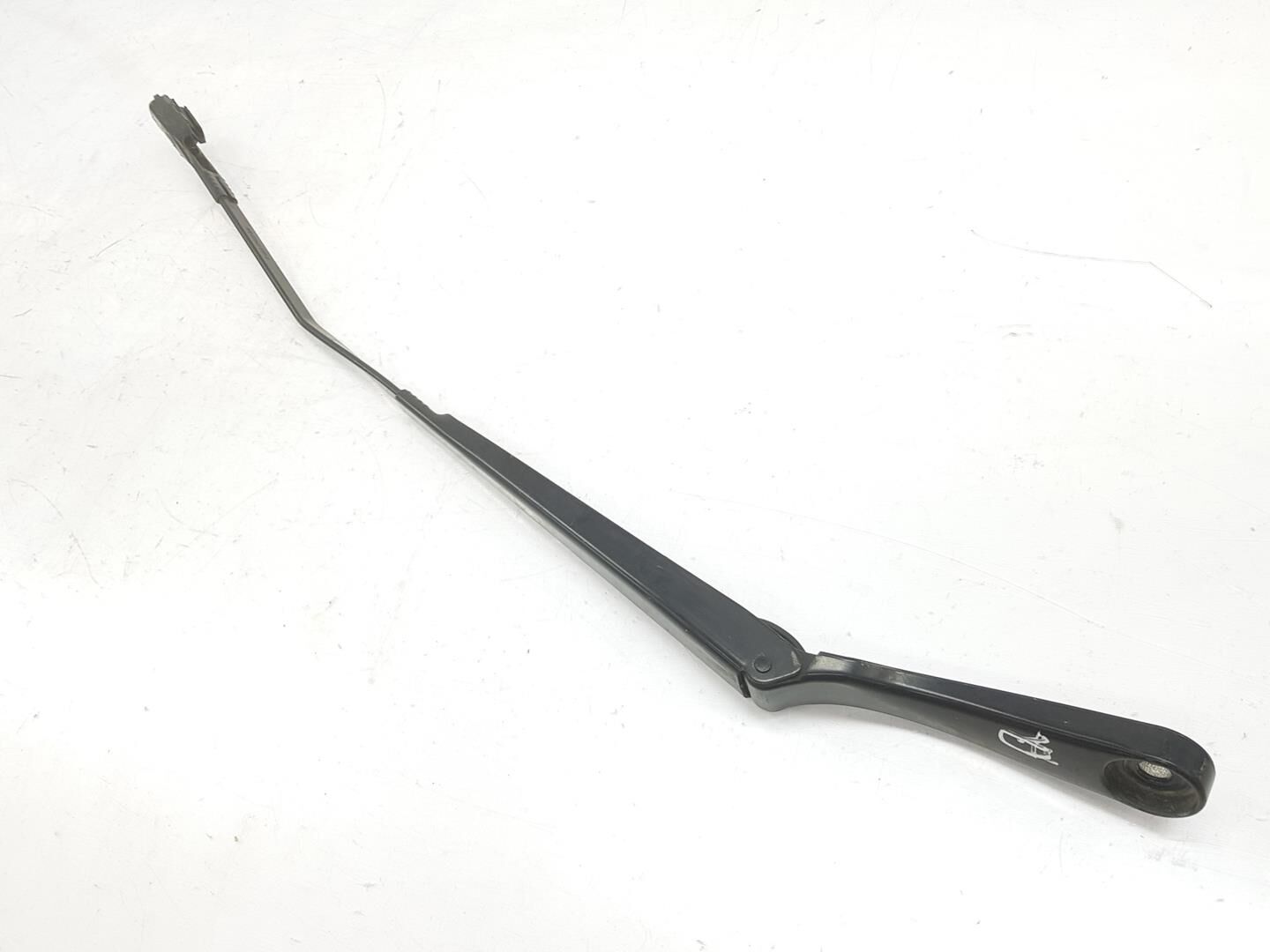 LR114644 - SİLECEK KOLU SAĞ YOLCU (NEW EVOQUE 19>) - Land Rover