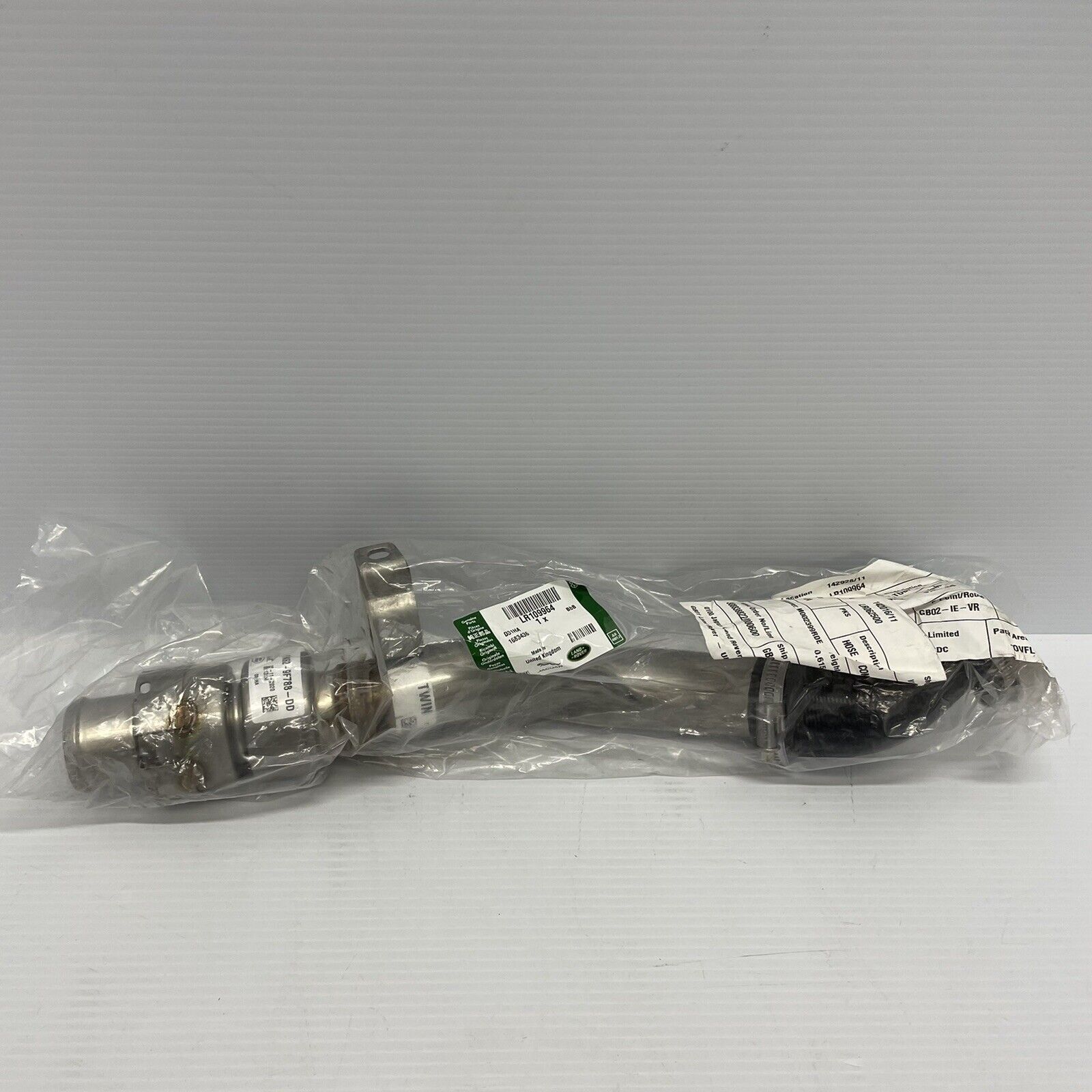 LR109964 - TURBO HORTUMU SOL (3.0 V6 GEN2) - Land Rover